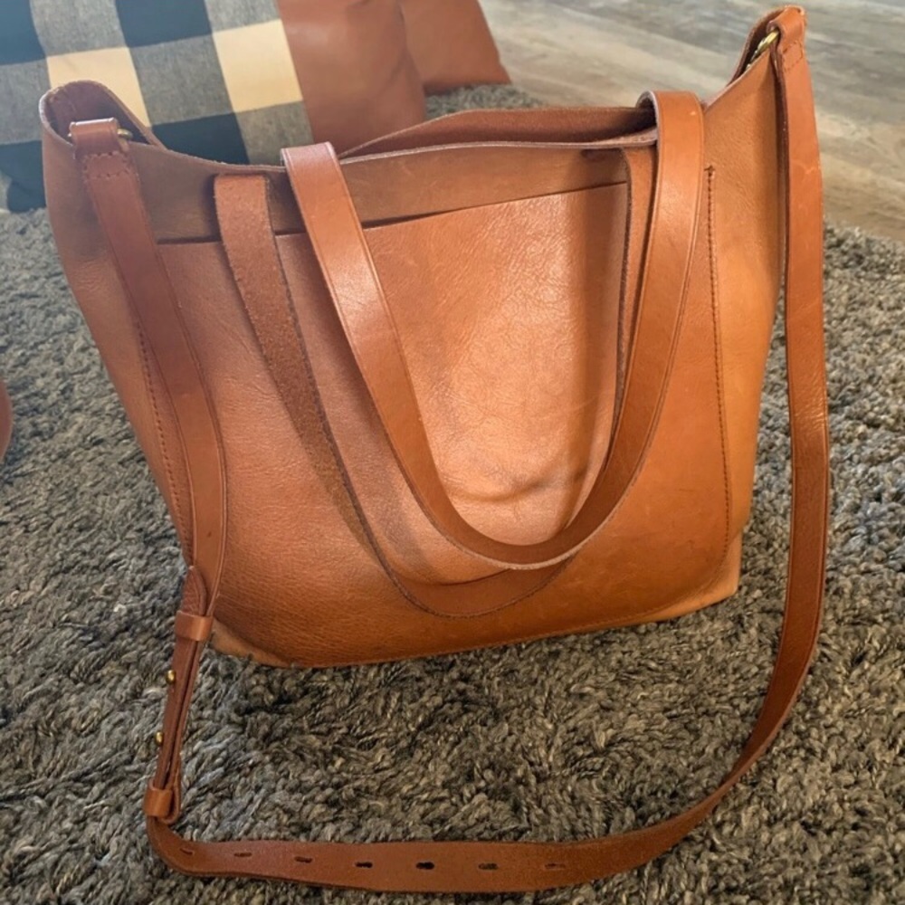 Madewell Transport Tote in Medium